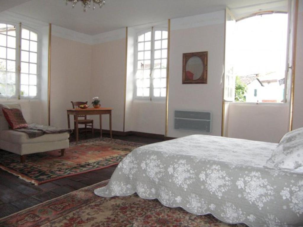 Chambres D'Hotes Aroha Sorde-lʼAbbaye Δωμάτιο φωτογραφία